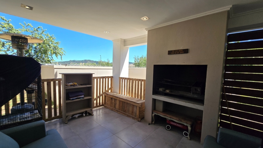3 Bedroom Property for Sale in La Roche Western Cape
